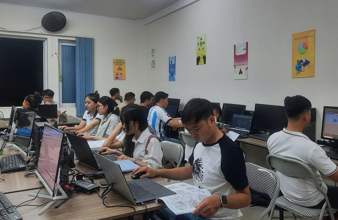 Đối Tượng Học Viên Cần Tham Gia Khóa Học AI Tại Long Thành