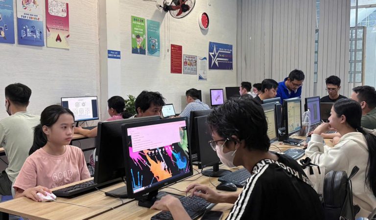 Khóa Học Chứng Chỉ AI Văn Phòng