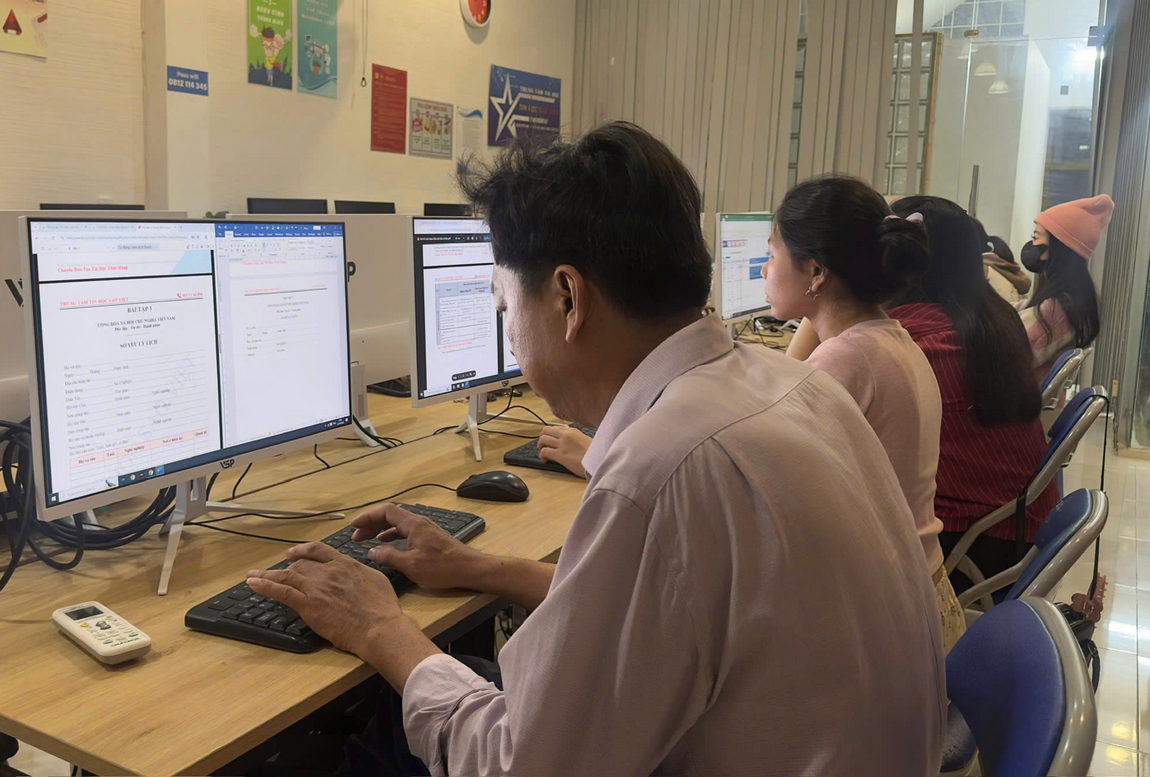 Mục Tiêu Khóa Học AI Tại Phường Tân Khánh
