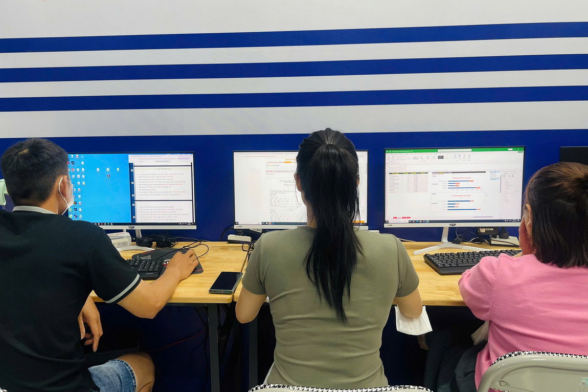 Nội Dung Khóa Học AI Dành Cho Người Đi Làm
