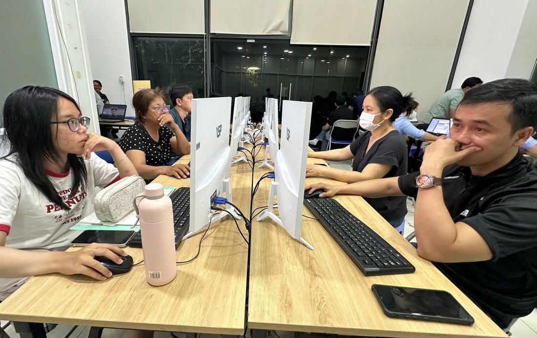 Khóa Học AI Thực Chiến Cho Quản Lý Và Nhân Viên Này Dành Cho Ai